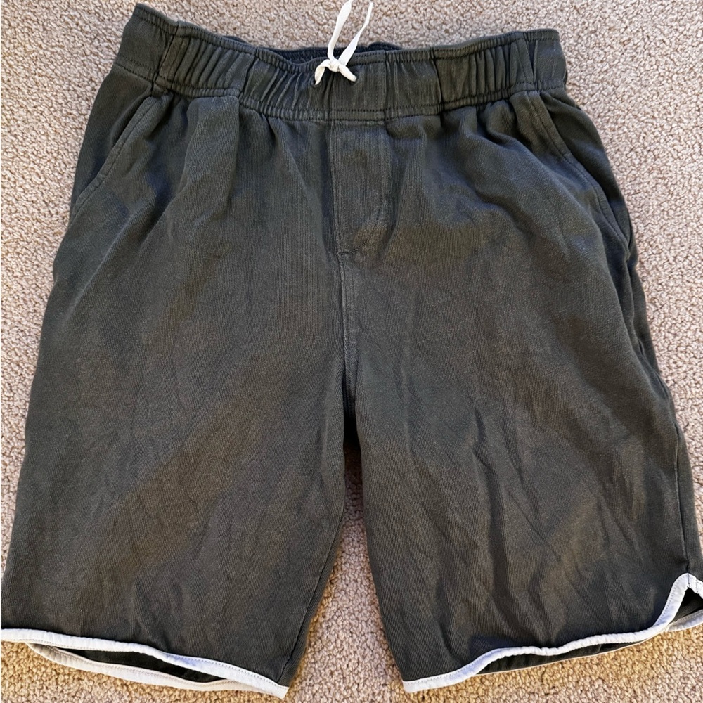 GUC Tea Collection Olive Gray Shorts sz 14